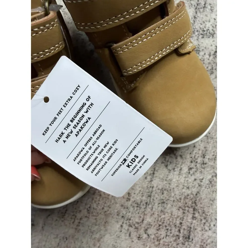 NEW Apakowa Boy’s Ankle Boots Brown Size 8